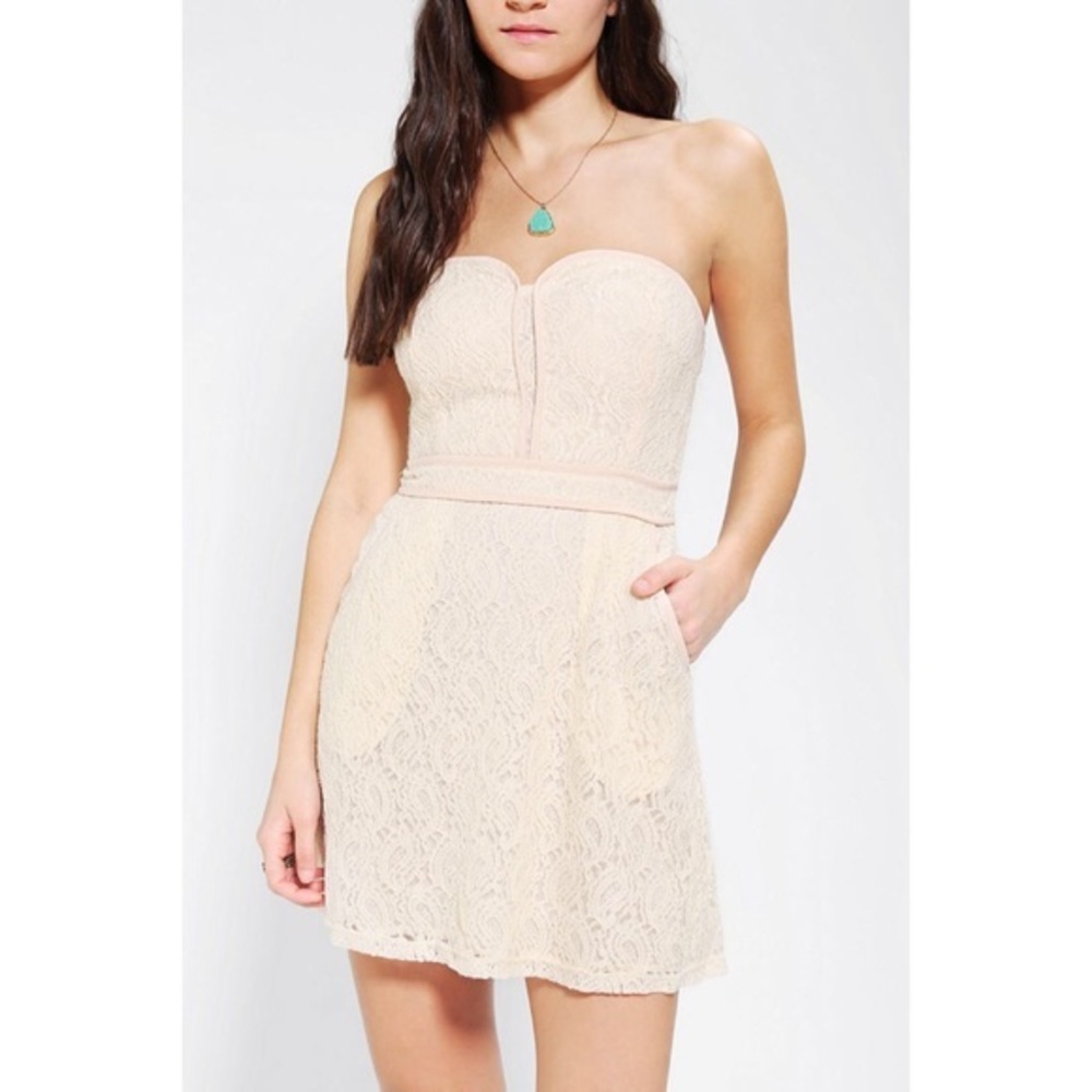 Pins and Needles Dress Medium‎ NWT